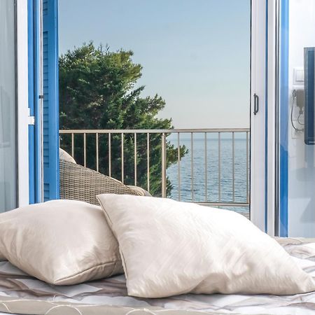 Acrotel Athena Villa Elia Nikitis Bagian luar foto