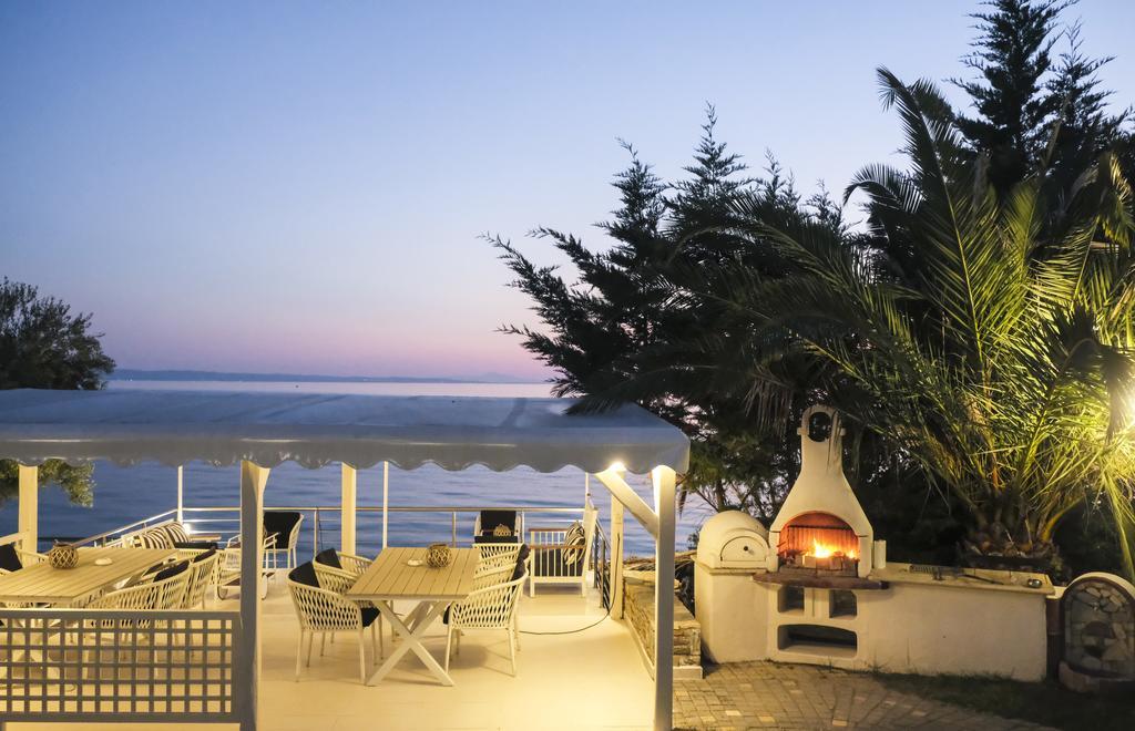 Acrotel Athena Villa Elia Nikitis Bagian luar foto